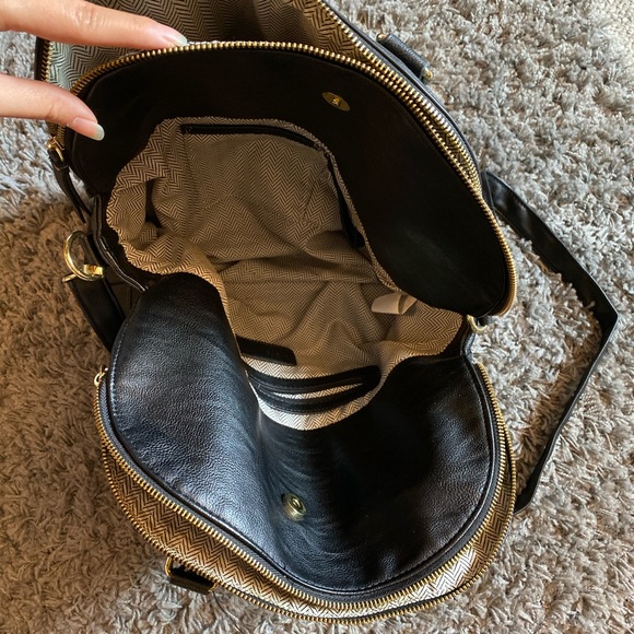 SOLD❗️3 for $20 Steve Madden large shoulder bag - Picture 7 of 9